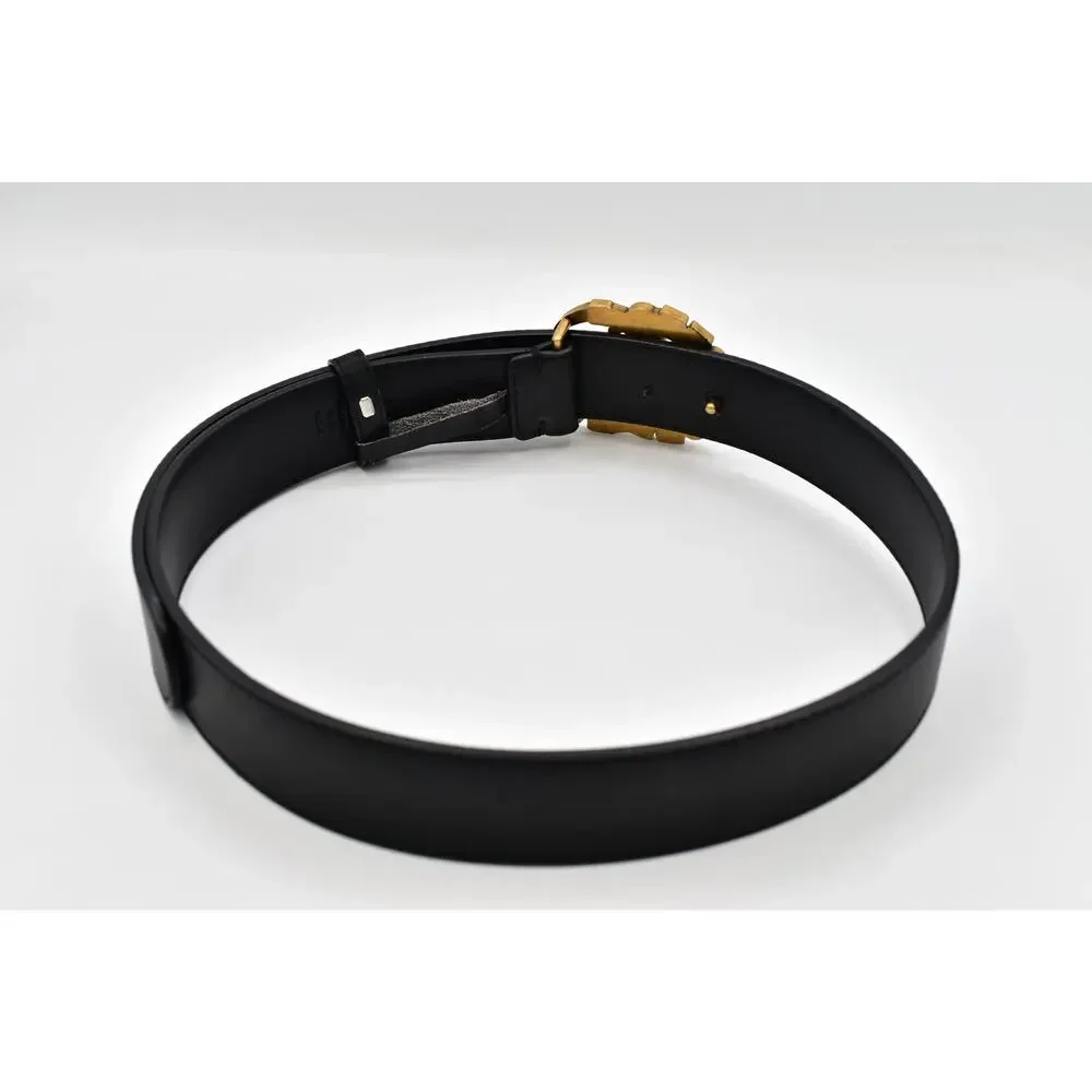 Gucci striking vintage